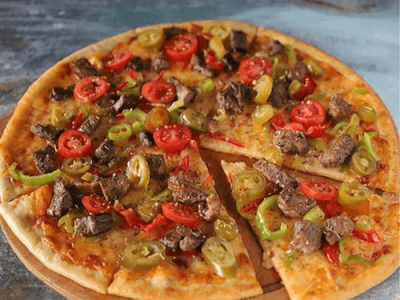 Kavurmalı Pizza | 235,00